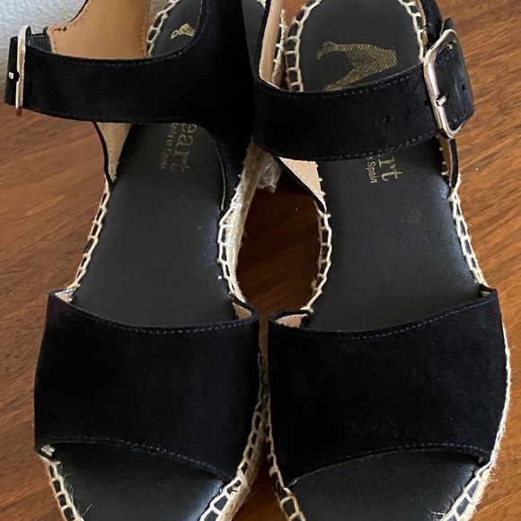 REDUCED! PASEART Espadrille Sandals Black Suede Size 7.5 EUC - Picture 7 of 8